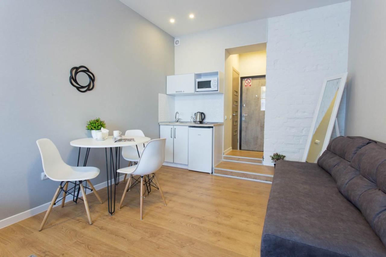 Modern Studio Beside Metro Yaroslava Mudroho, Universytet - Chernyshevska Str 95-7 Κχαρκίβ Εξωτερικό φωτογραφία