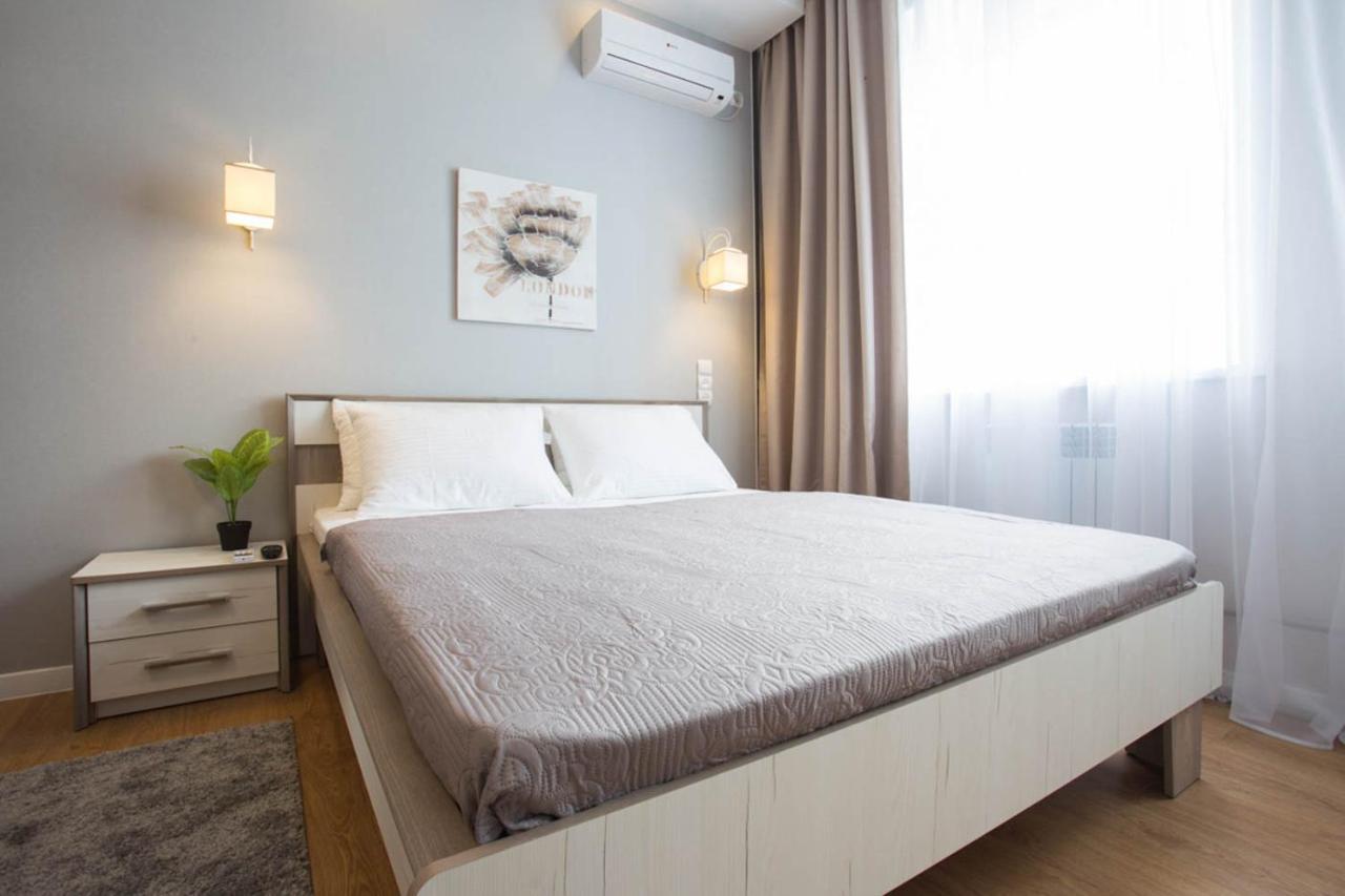 Modern Studio Beside Metro Yaroslava Mudroho, Universytet - Chernyshevska Str 95-7 Κχαρκίβ Εξωτερικό φωτογραφία