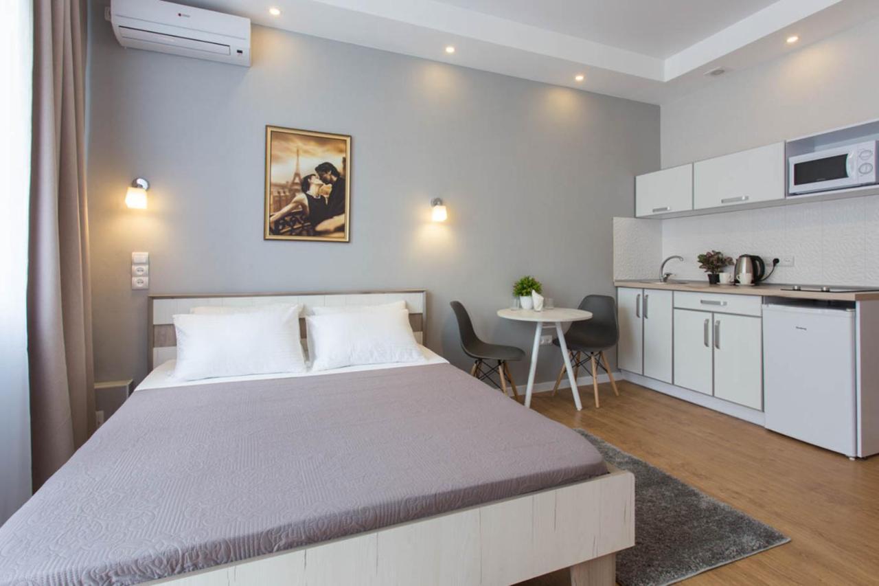 Modern Studio Beside Metro Yaroslava Mudroho, Universytet - Chernyshevska Str 95-7 Κχαρκίβ Εξωτερικό φωτογραφία