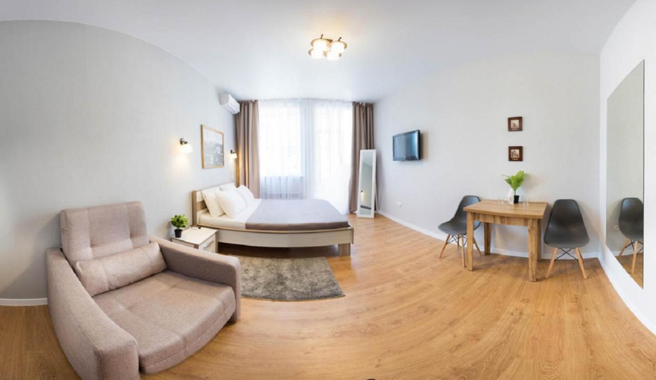 Modern Studio Beside Metro Yaroslava Mudroho, Universytet - Chernyshevska Str 95-7 Κχαρκίβ Εξωτερικό φωτογραφία