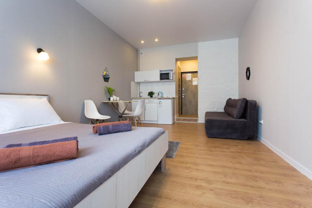 Modern Studio Beside Metro Yaroslava Mudroho, Universytet - Chernyshevska Str 95-7 Κχαρκίβ Εξωτερικό φωτογραφία
