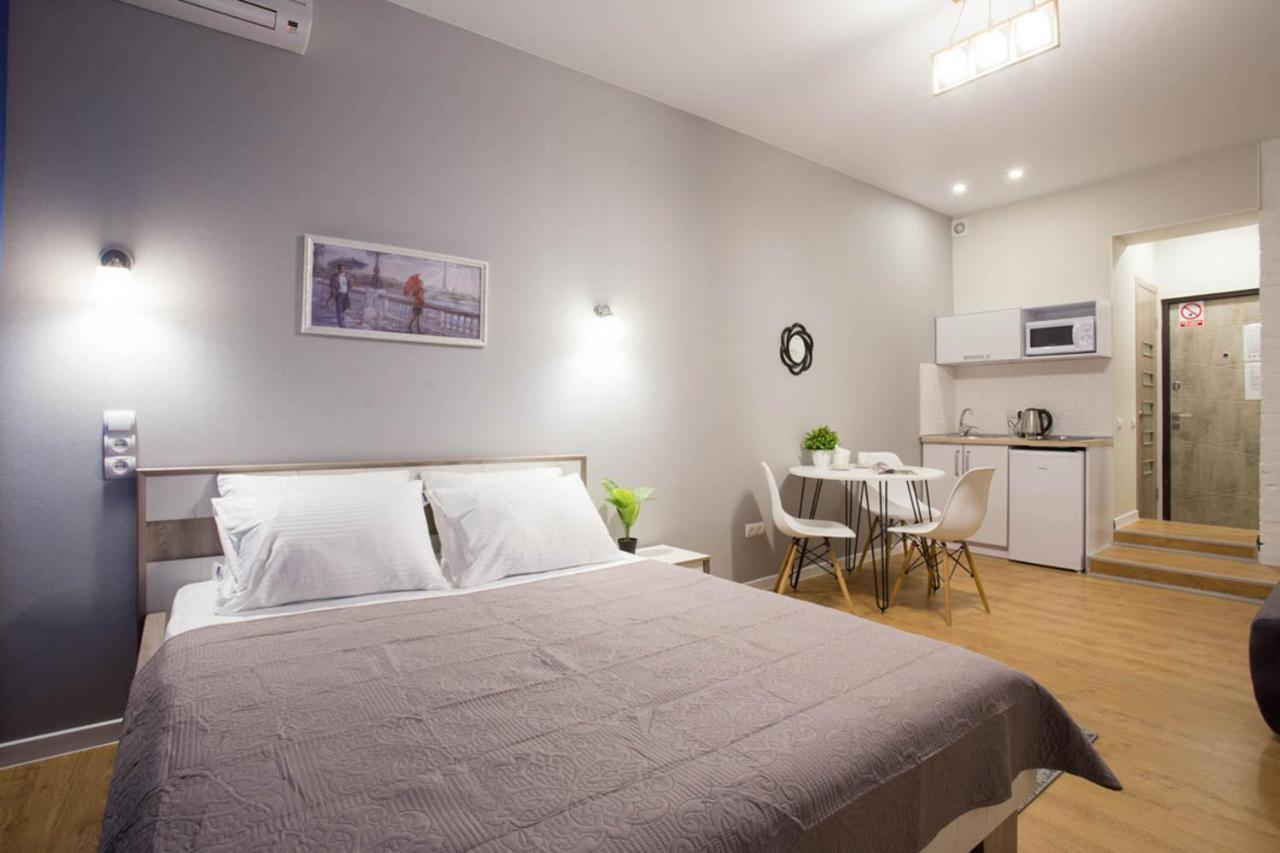 Modern Studio Beside Metro Yaroslava Mudroho, Universytet - Chernyshevska Str 95-7 Κχαρκίβ Εξωτερικό φωτογραφία