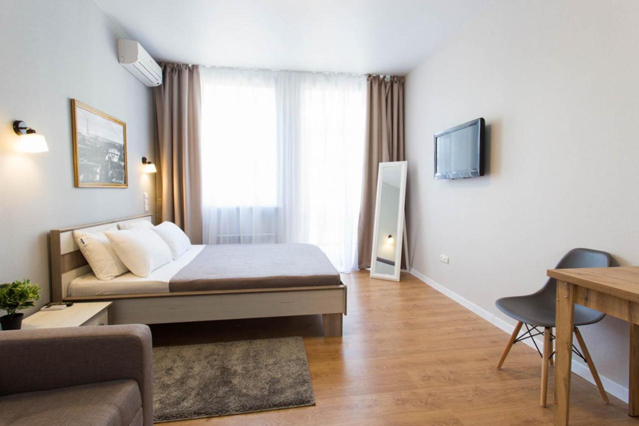 Modern Studio Beside Metro Yaroslava Mudroho, Universytet - Chernyshevska Str 95-7 Κχαρκίβ Εξωτερικό φωτογραφία