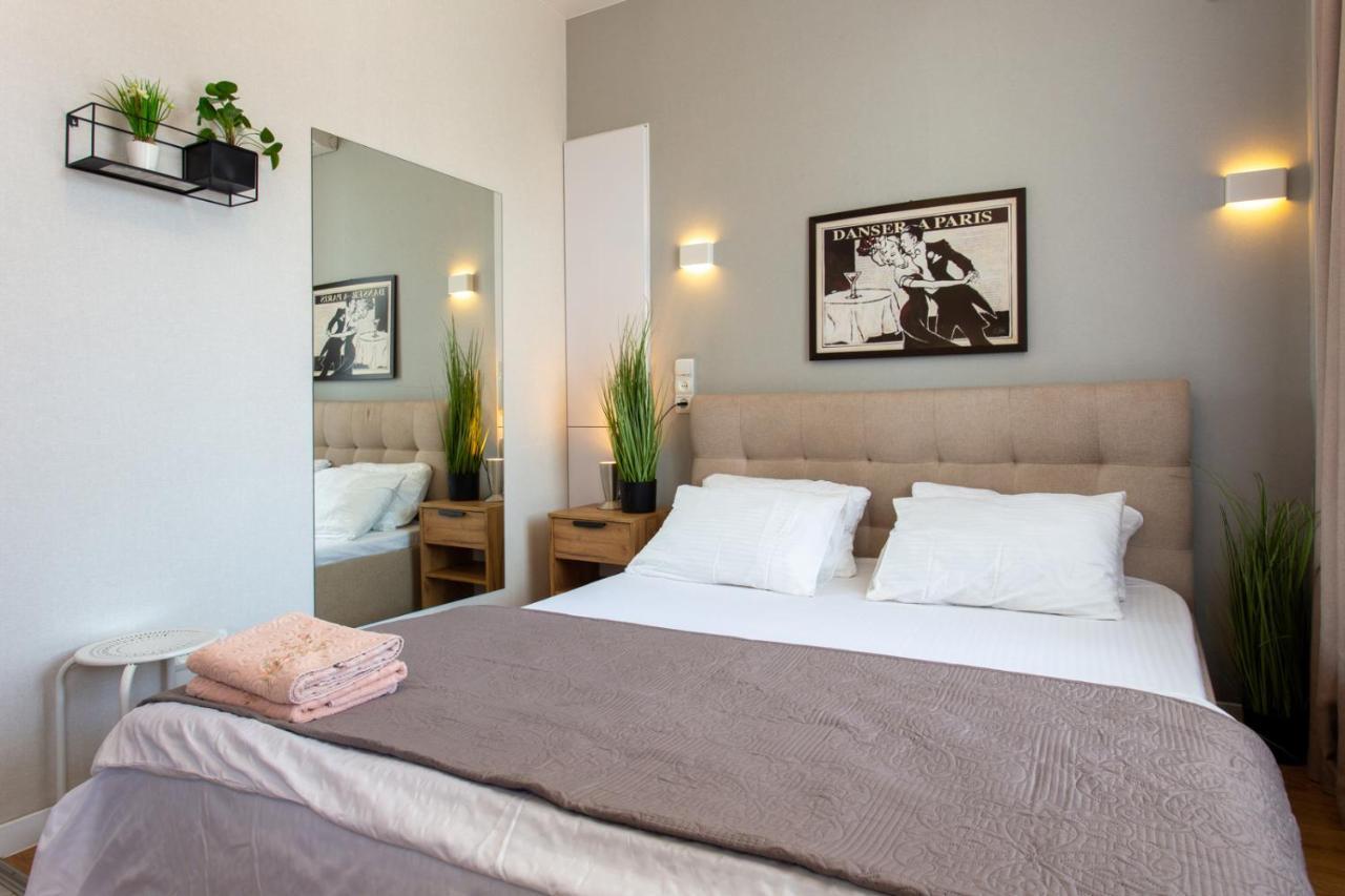 Modern Studio Beside Metro Yaroslava Mudroho, Universytet - Chernyshevska Str 95-7 Κχαρκίβ Εξωτερικό φωτογραφία