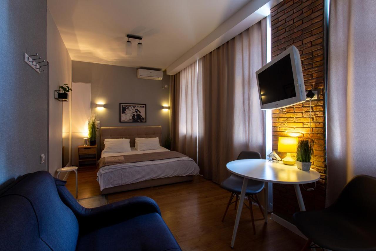 Modern Studio Beside Metro Yaroslava Mudroho, Universytet - Chernyshevska Str 95-7 Κχαρκίβ Εξωτερικό φωτογραφία