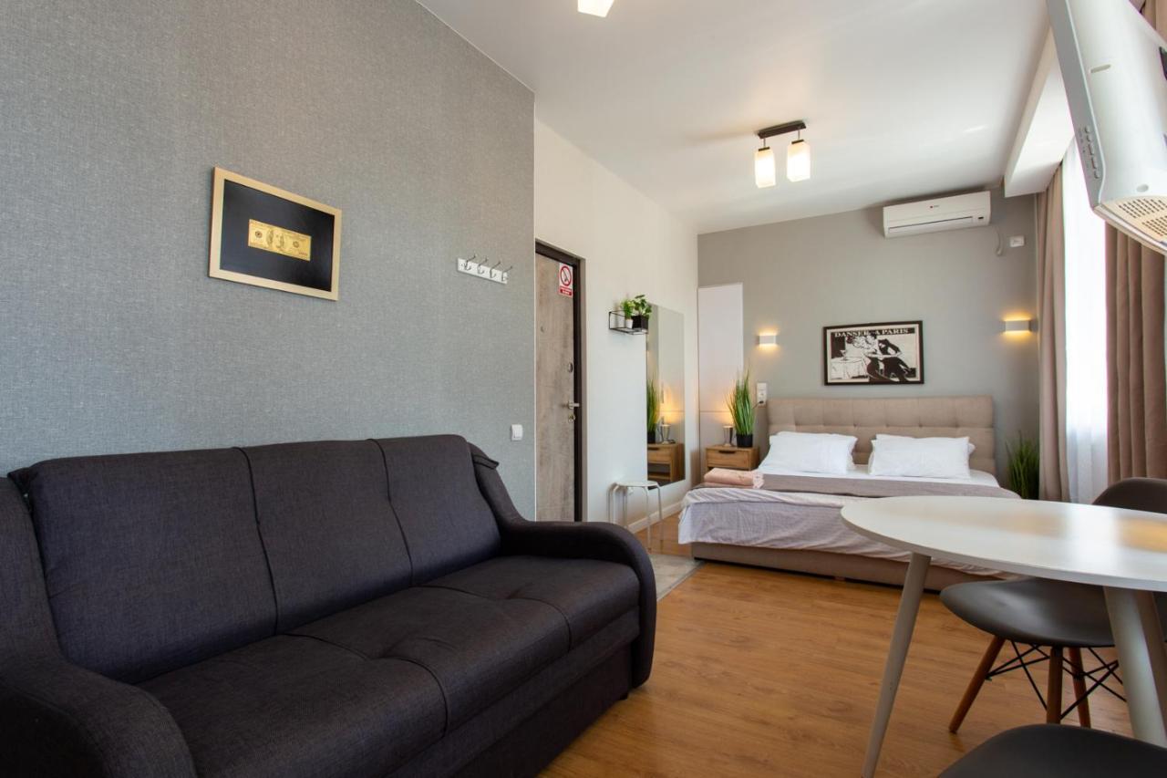 Modern Studio Beside Metro Yaroslava Mudroho, Universytet - Chernyshevska Str 95-7 Κχαρκίβ Εξωτερικό φωτογραφία